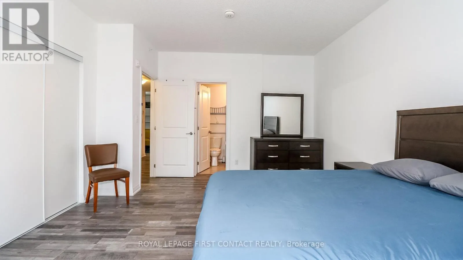 302 - 54 KODA STREET
