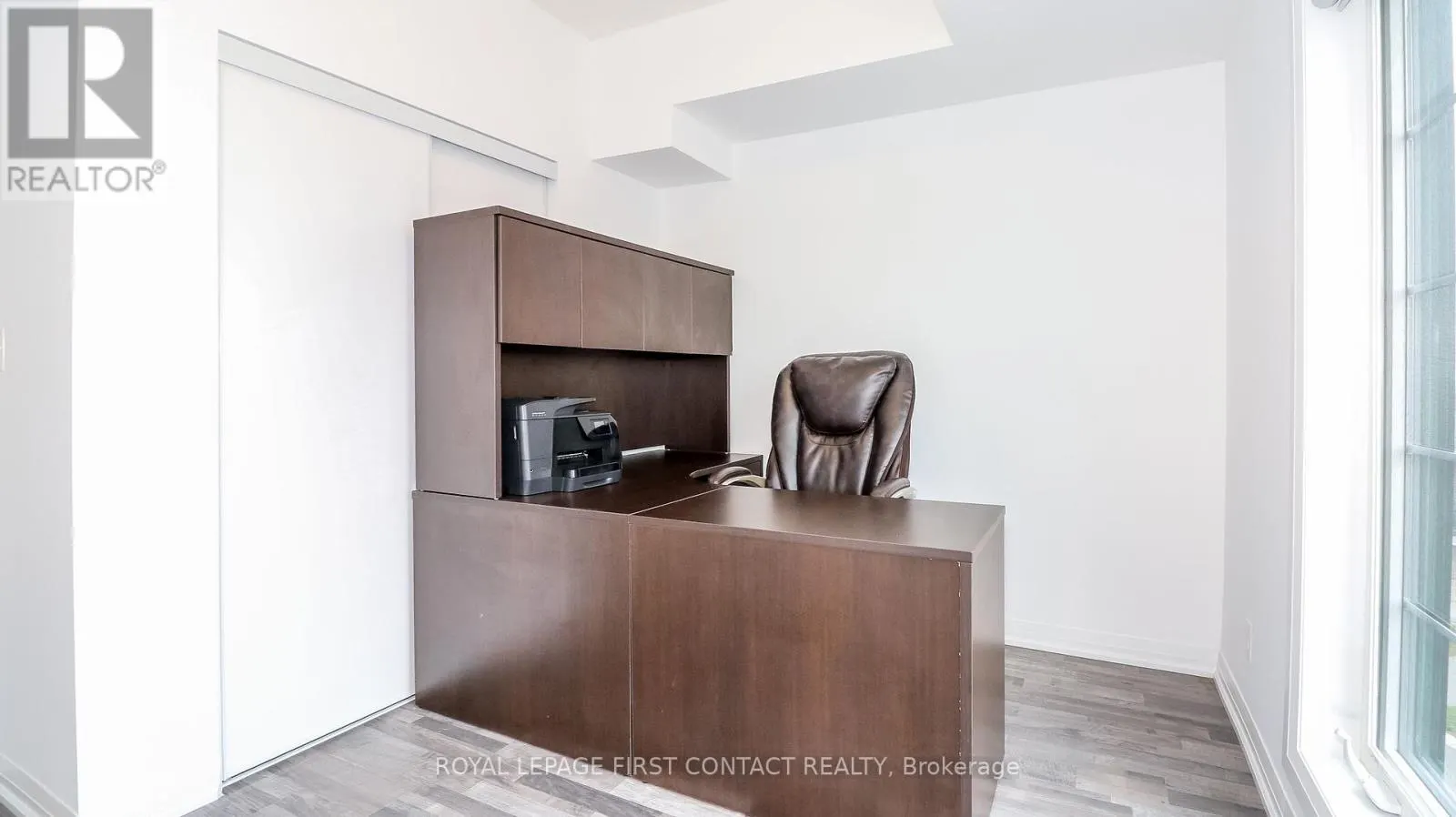 302 - 54 KODA STREET