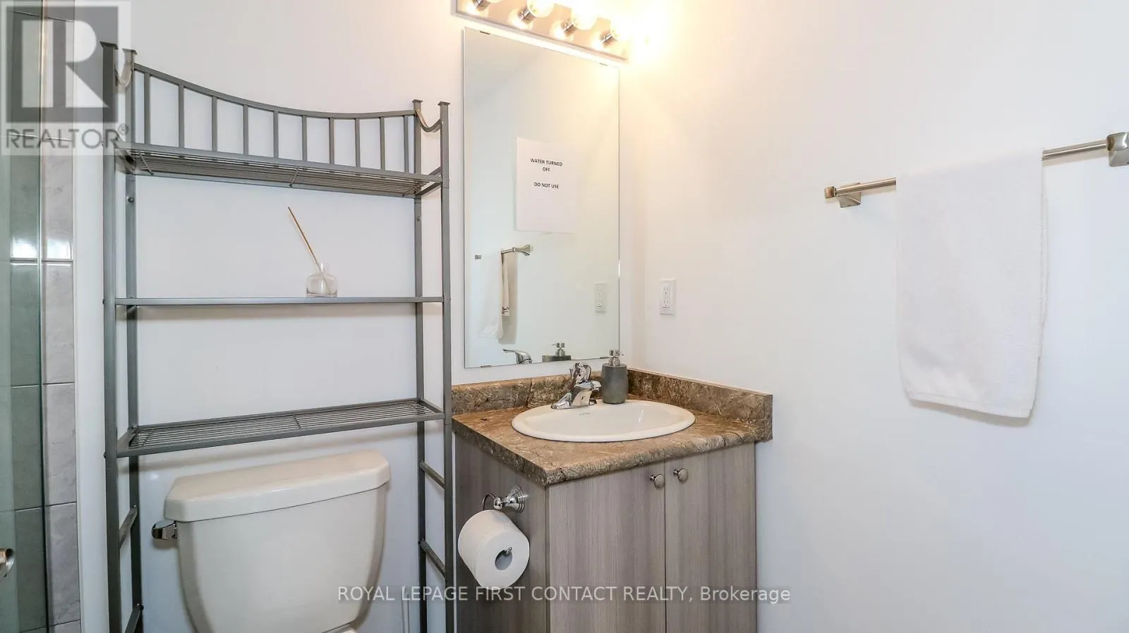 302 - 54 KODA STREET
