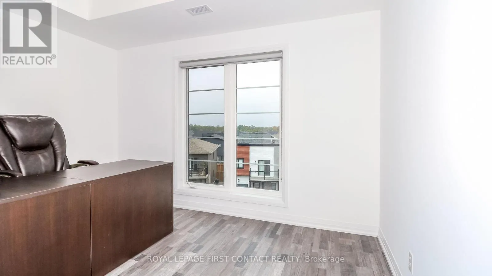 302 - 54 KODA STREET