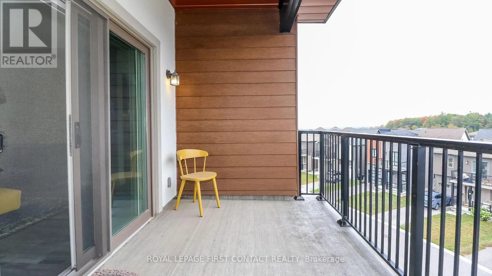 302 - 54 KODA STREET