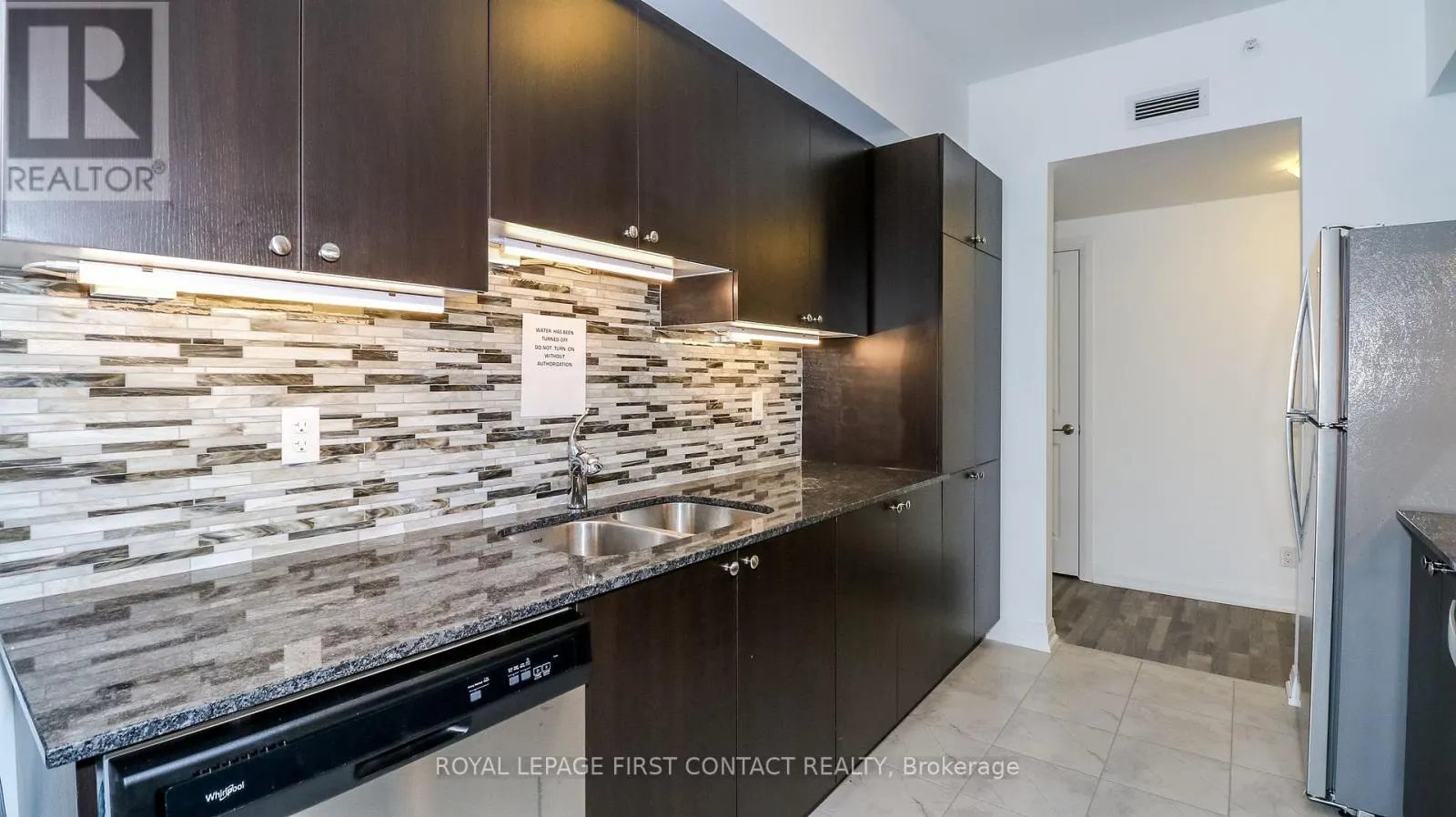 302 - 54 KODA STREET