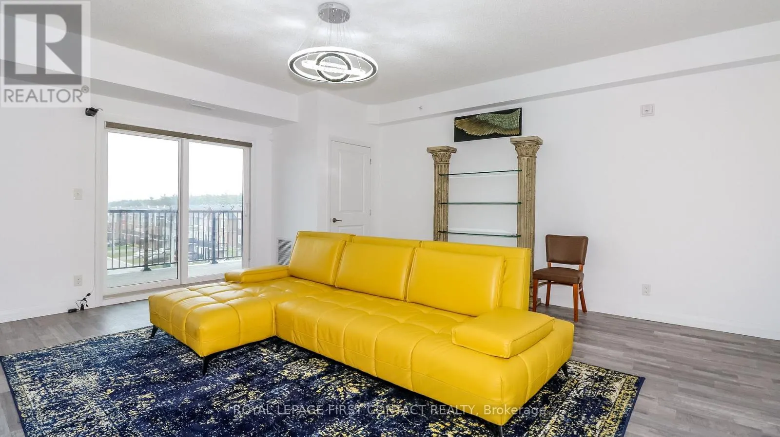 302 - 54 KODA STREET