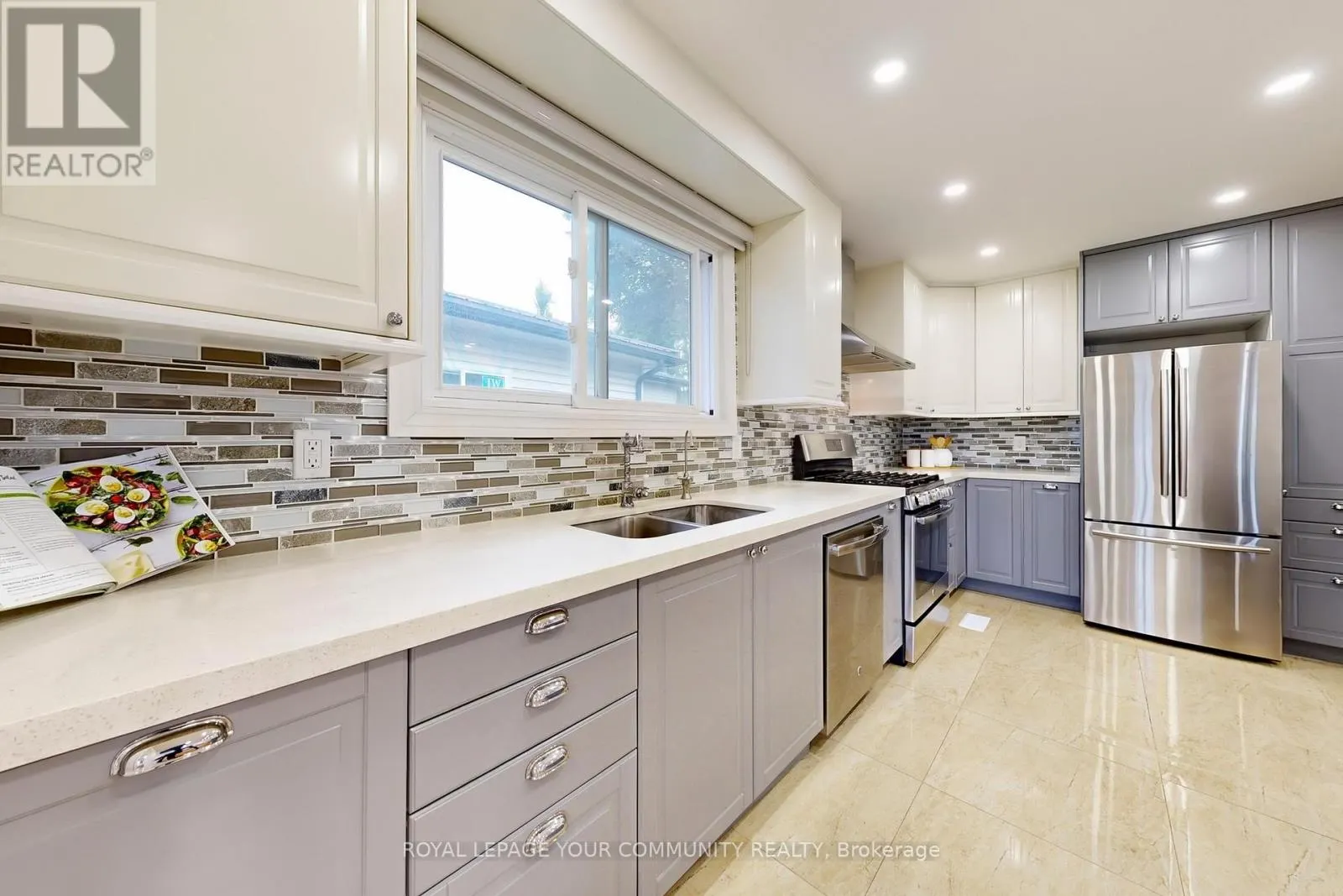 2 CHARLOTTE COURT