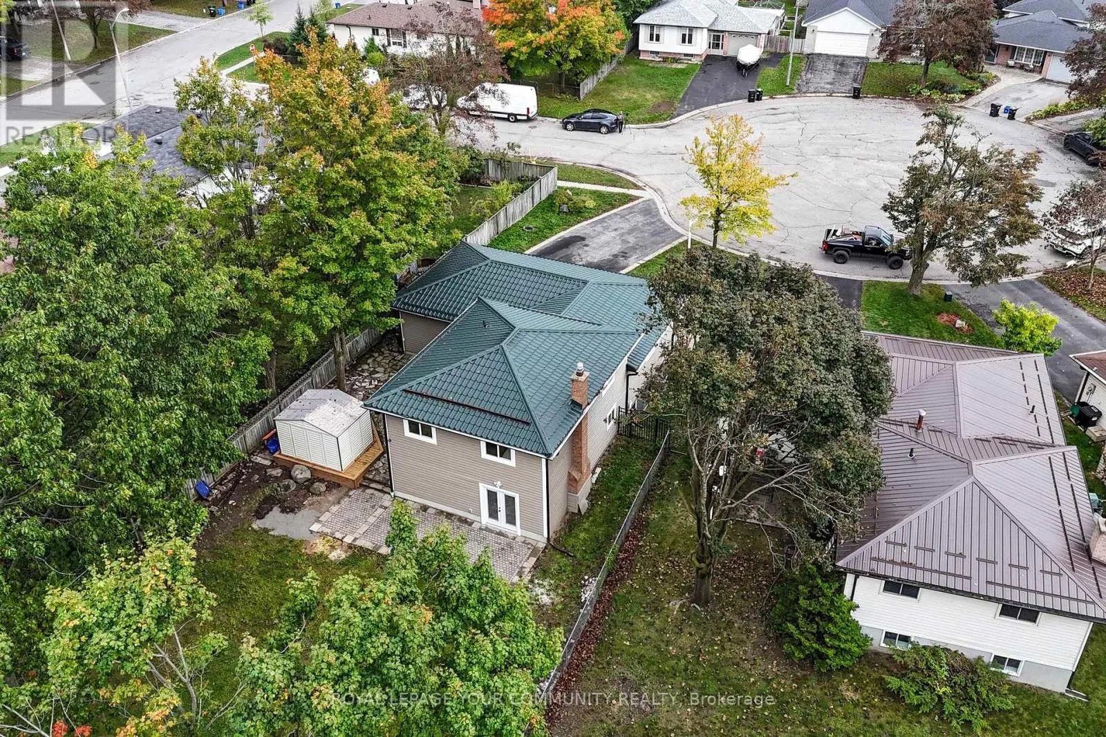 2 CHARLOTTE COURT