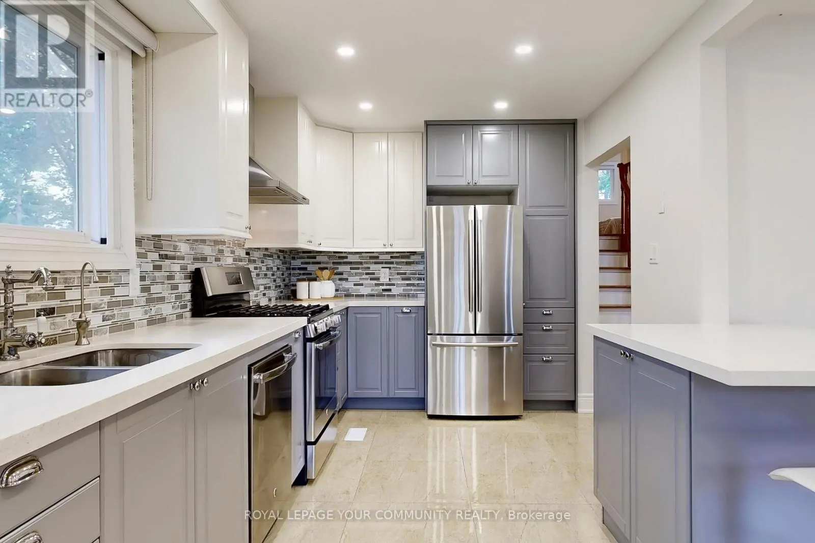 2 CHARLOTTE COURT