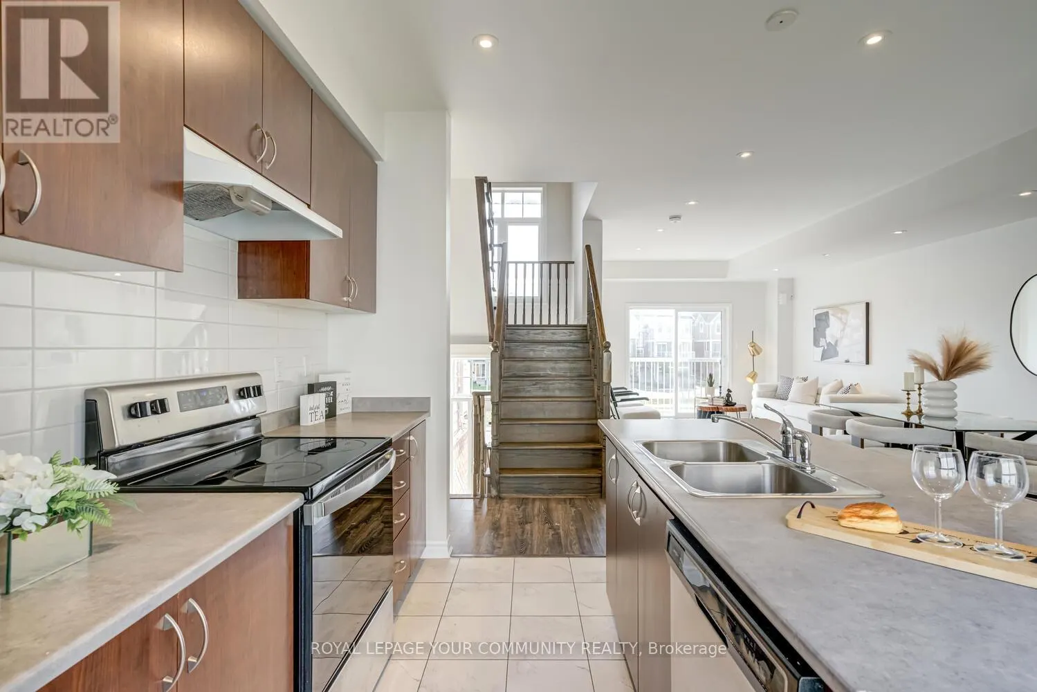 25 SHELBURNE AVENUE