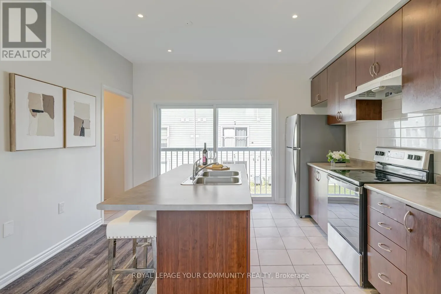 25 SHELBURNE AVENUE