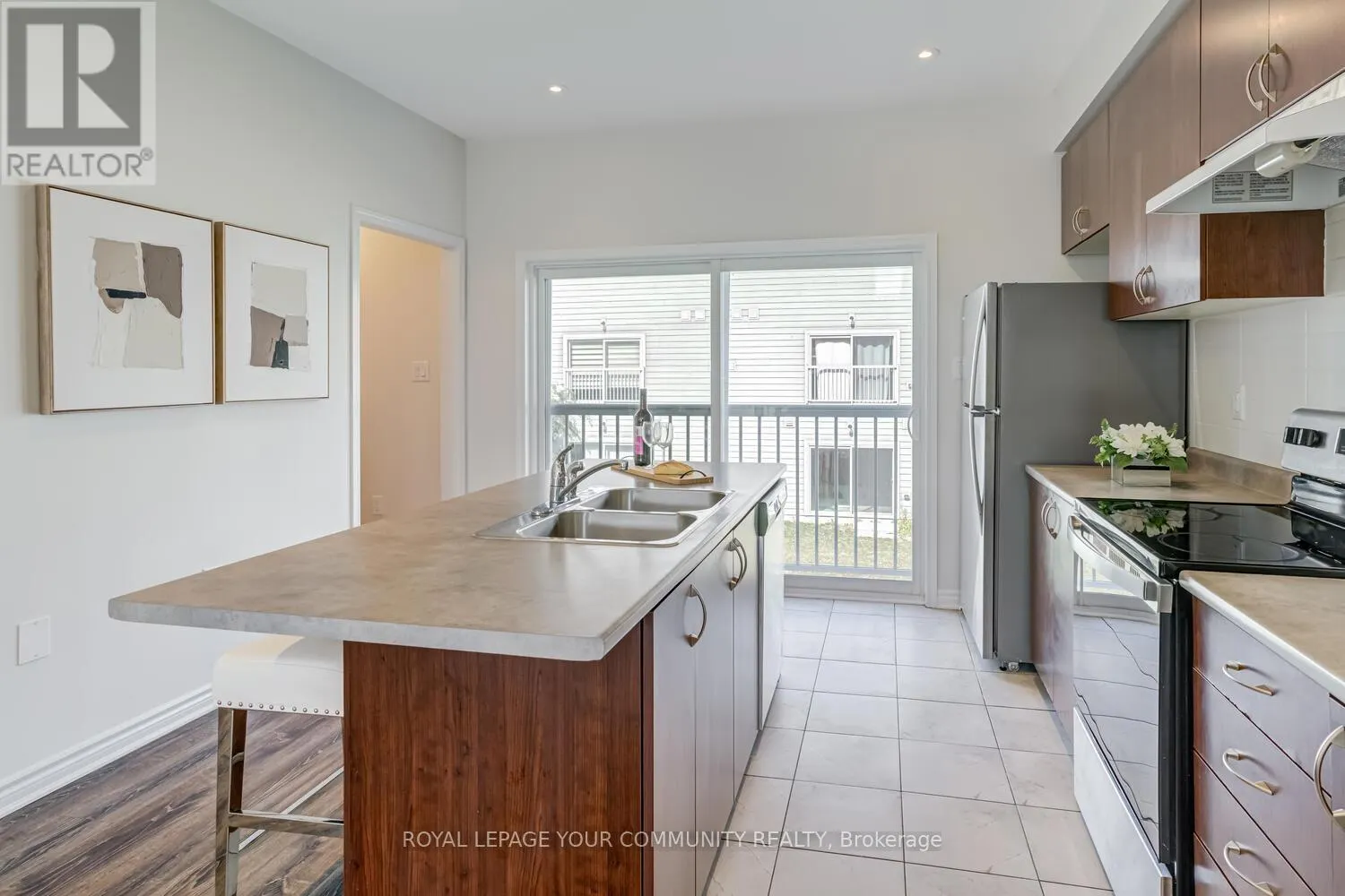 25 SHELBURNE AVENUE