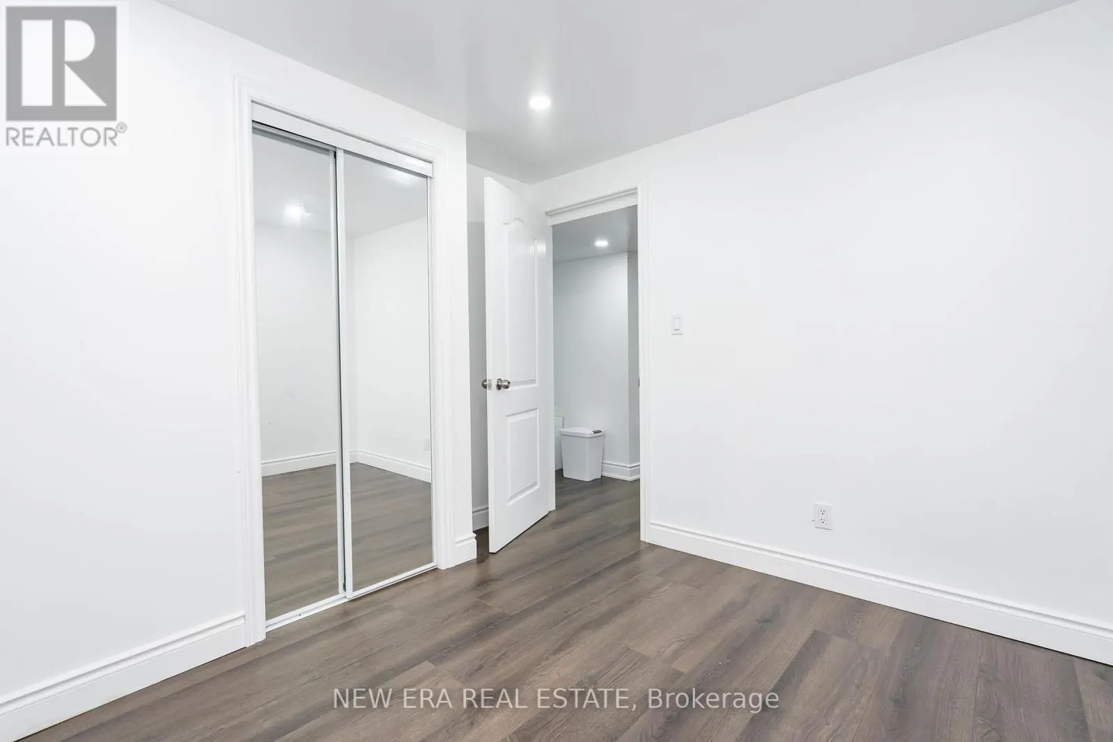 34 LAMPMAN LANE