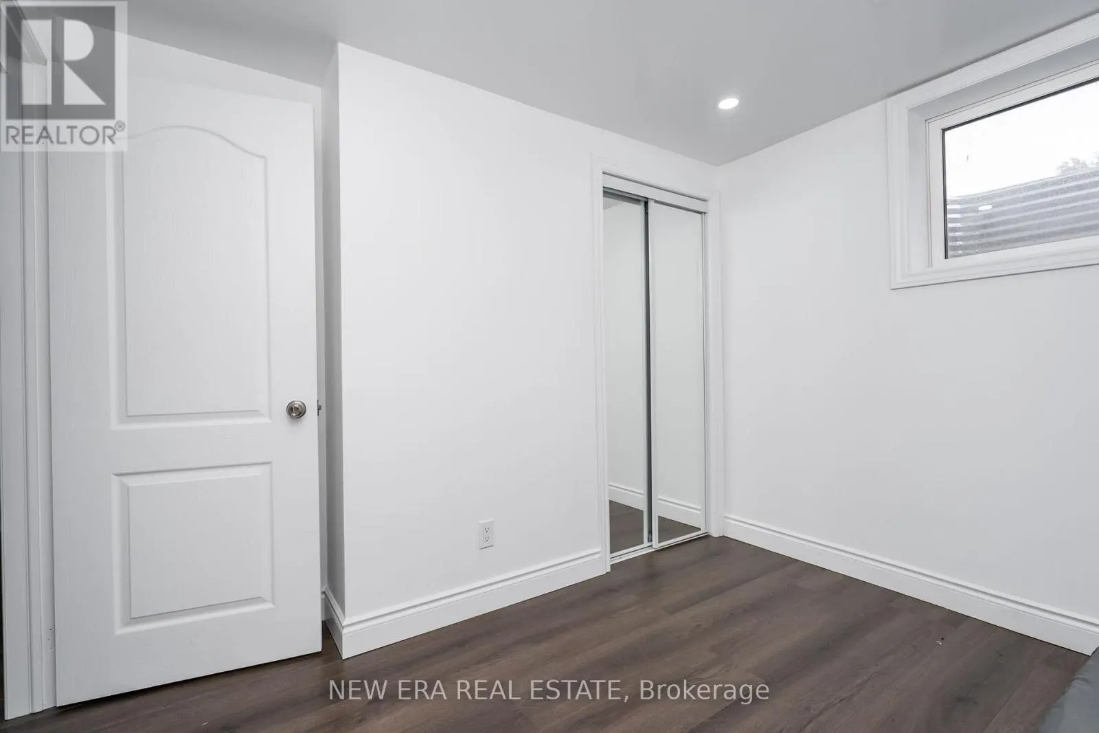34 LAMPMAN LANE