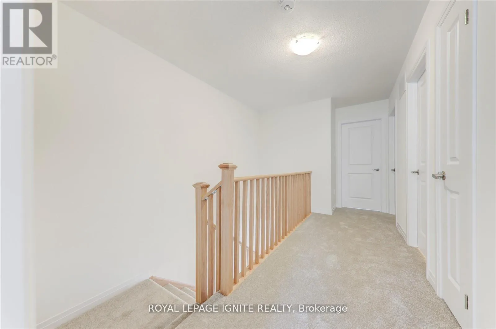 544 HUDSON CRESCENT