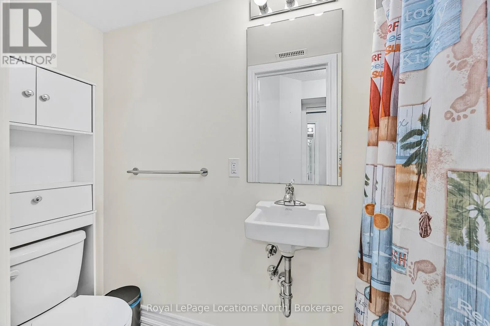 104 - 4 ANCHORAGE CRESCENT, #104