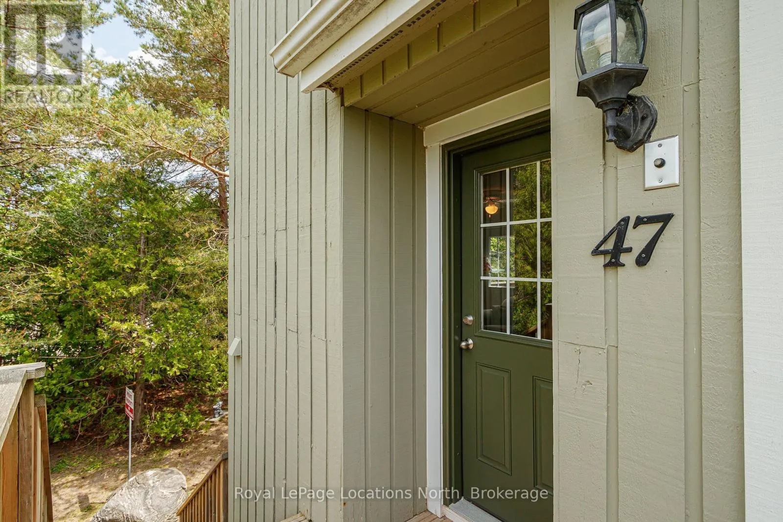 47 - 19 DAWSON DRIVE, #47
