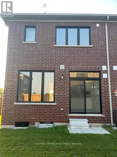 29 MILADY CRESCENT