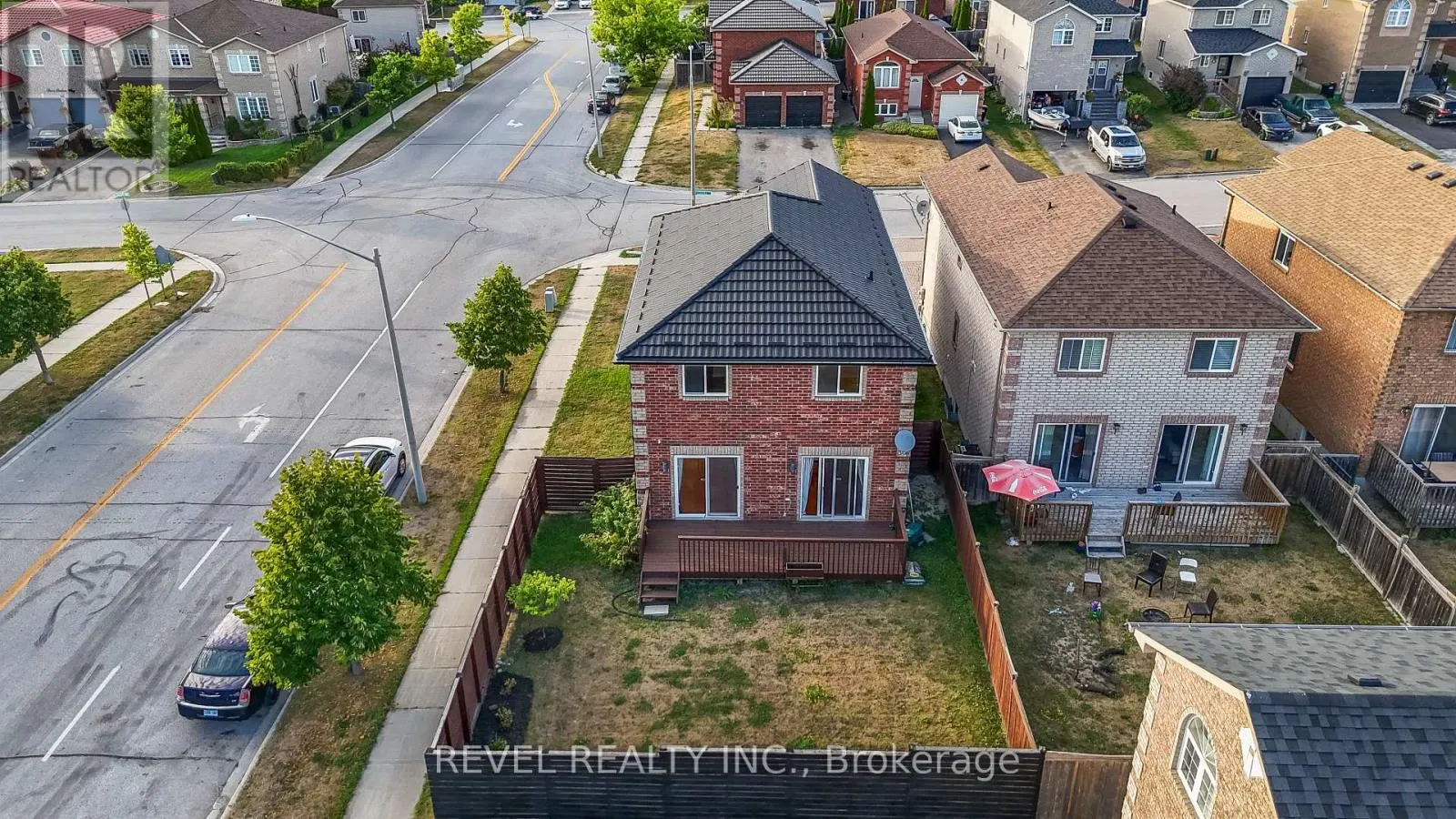 1 GLENHILL DRIVE