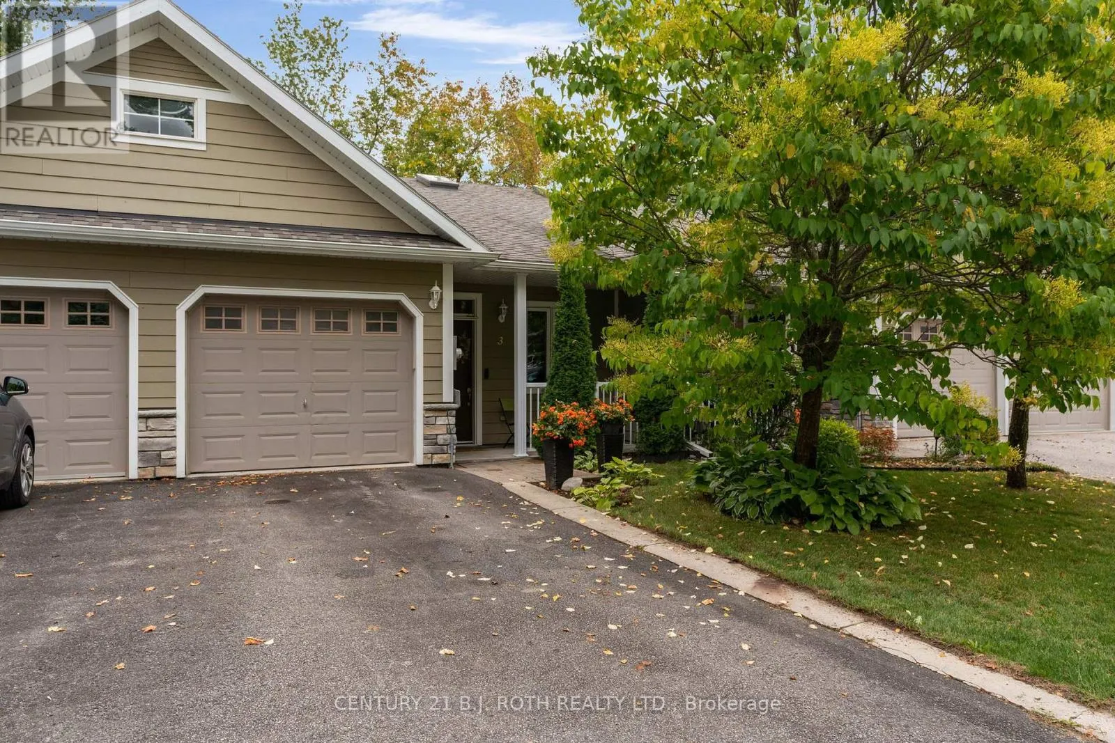 3 RIVERWALK DRIVE