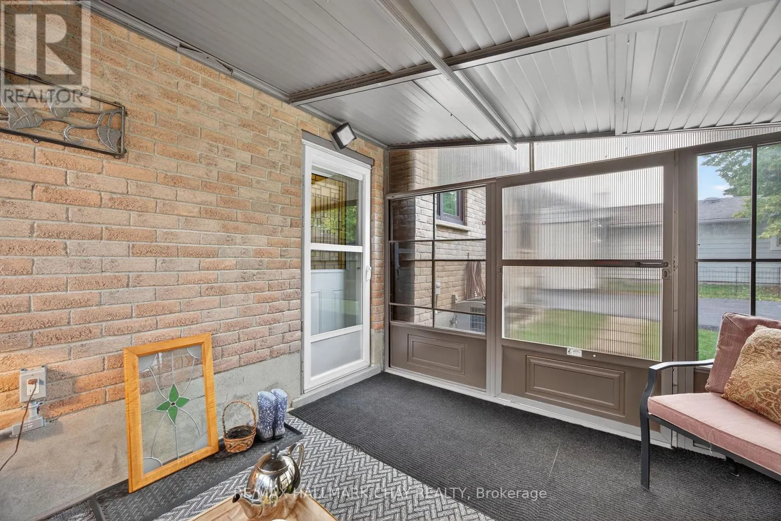 23 SHANNON STREET