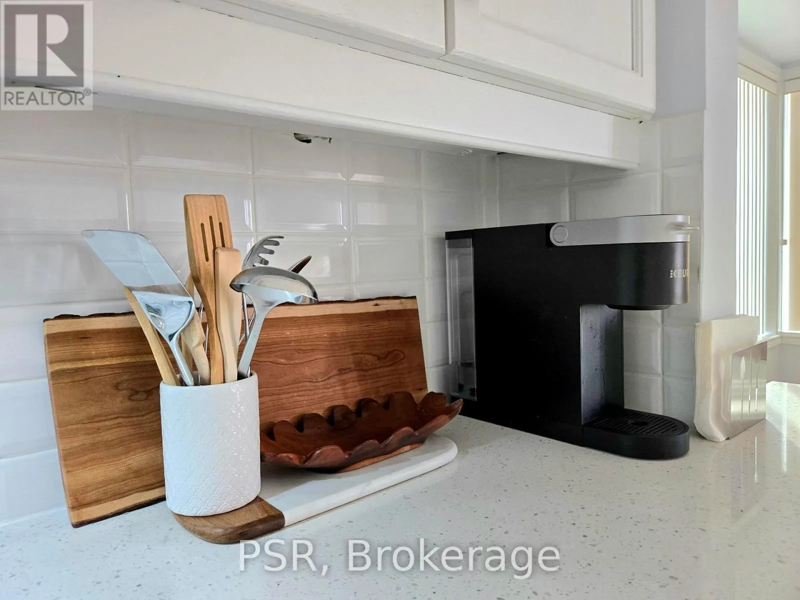 7 - 650 JOHNSTON PARK AVENUE, #7