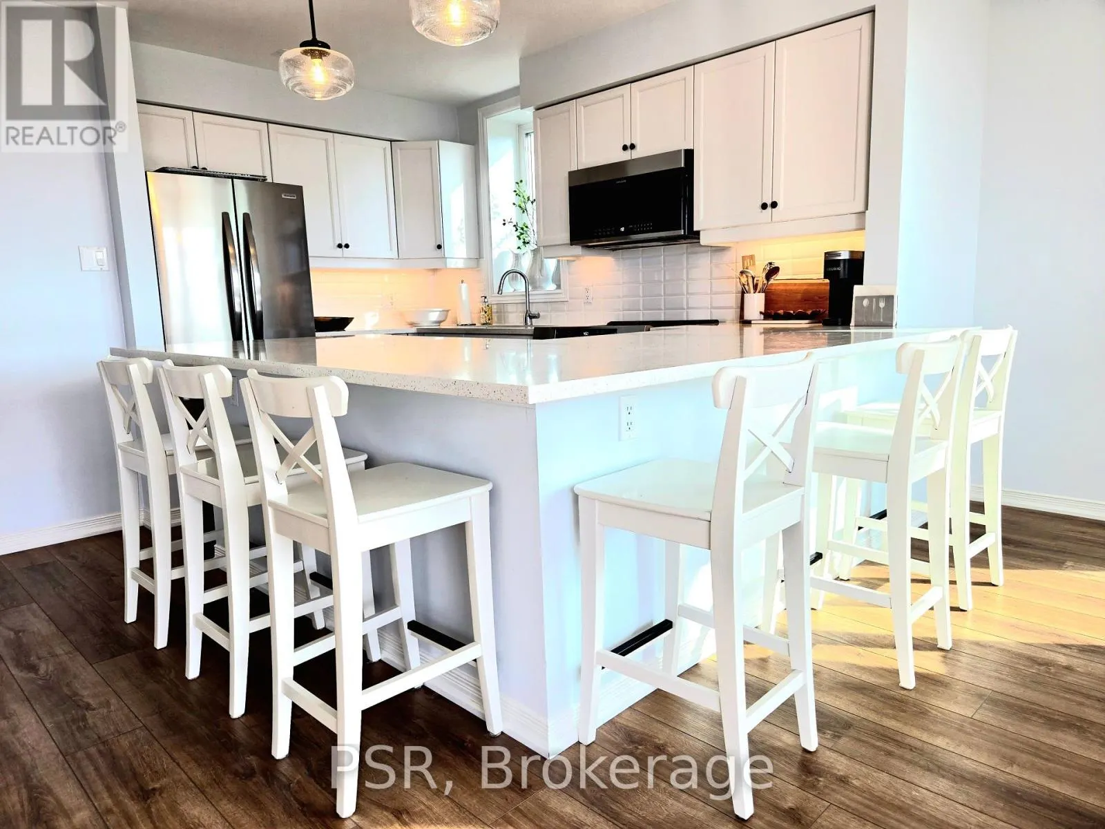 7 - 650 JOHNSTON PARK AVENUE, #7