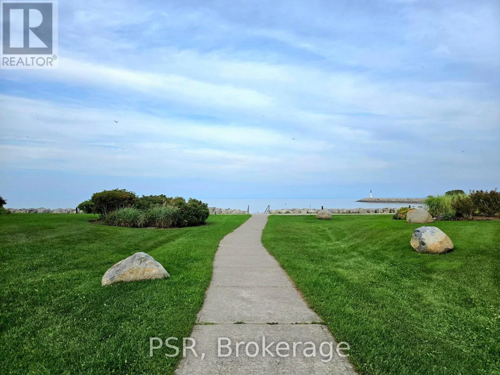 7 - 650 JOHNSTON PARK AVENUE, #7