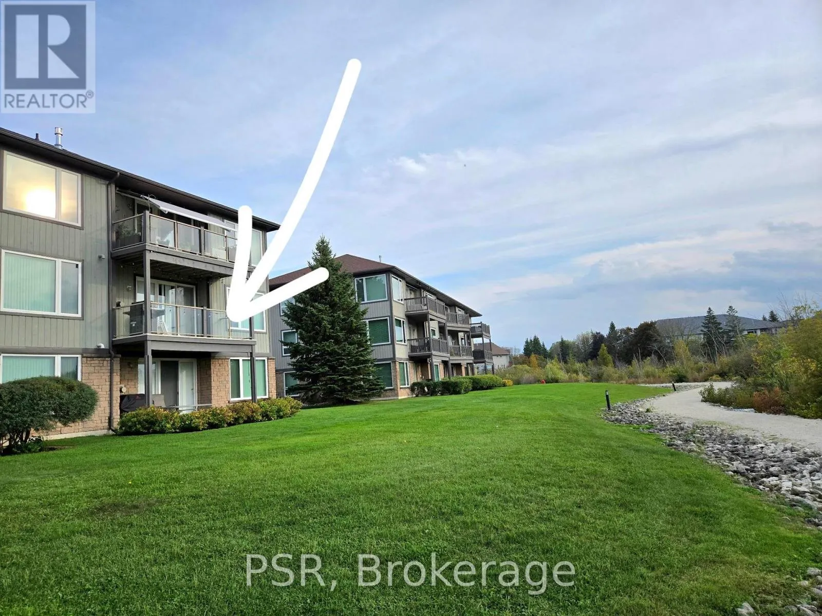 7 - 650 JOHNSTON PARK AVENUE, #7