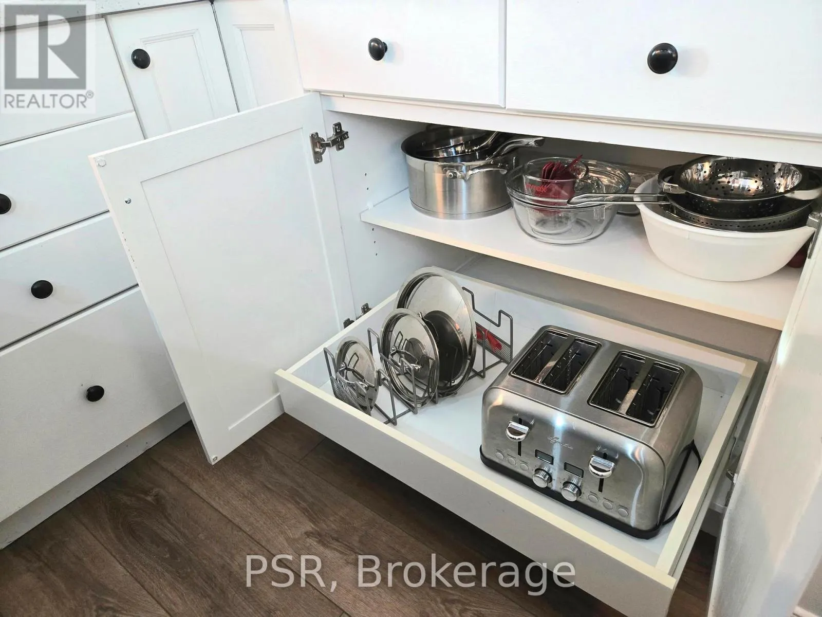 7 - 650 JOHNSTON PARK AVENUE, #7
