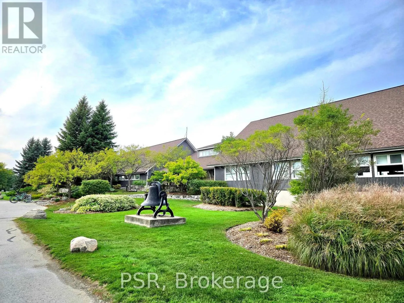 7 - 650 JOHNSTON PARK AVENUE, #7