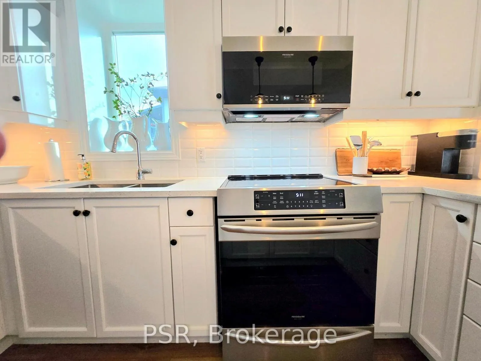 7 - 650 JOHNSTON PARK AVENUE, #7