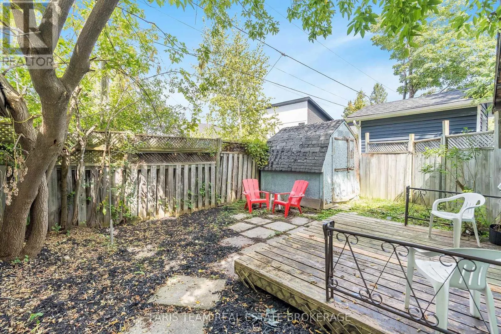 16 WATERSIDE DRIVE