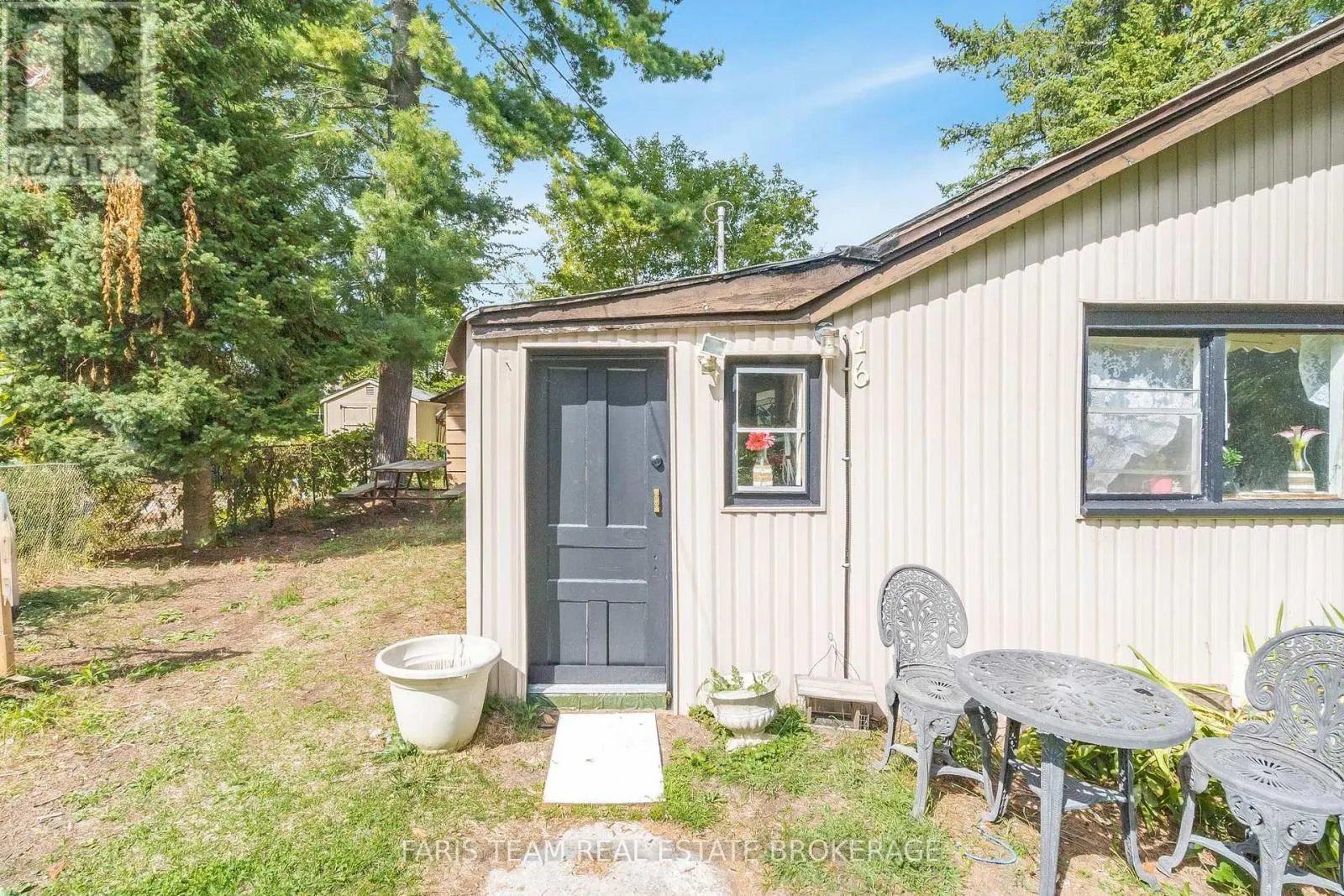 16 WATERSIDE DRIVE