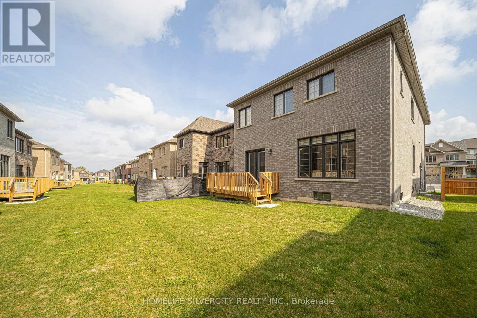 26 SASSAFRASS ROAD