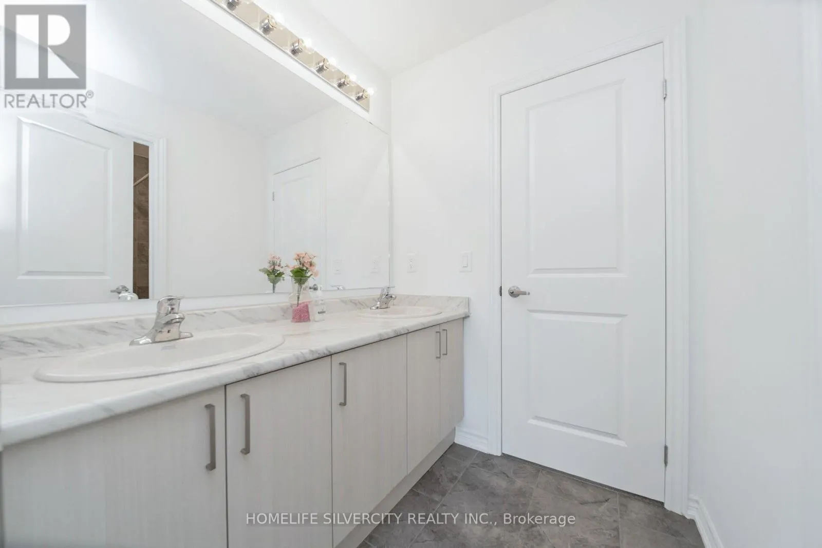 26 SASSAFRASS ROAD