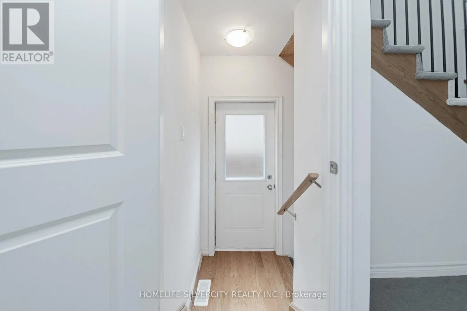 26 SASSAFRASS ROAD