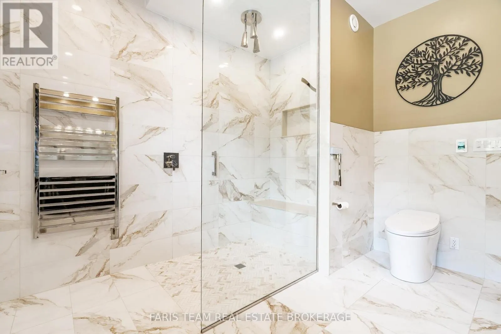 1609 WEDGEWOOD DRIVE