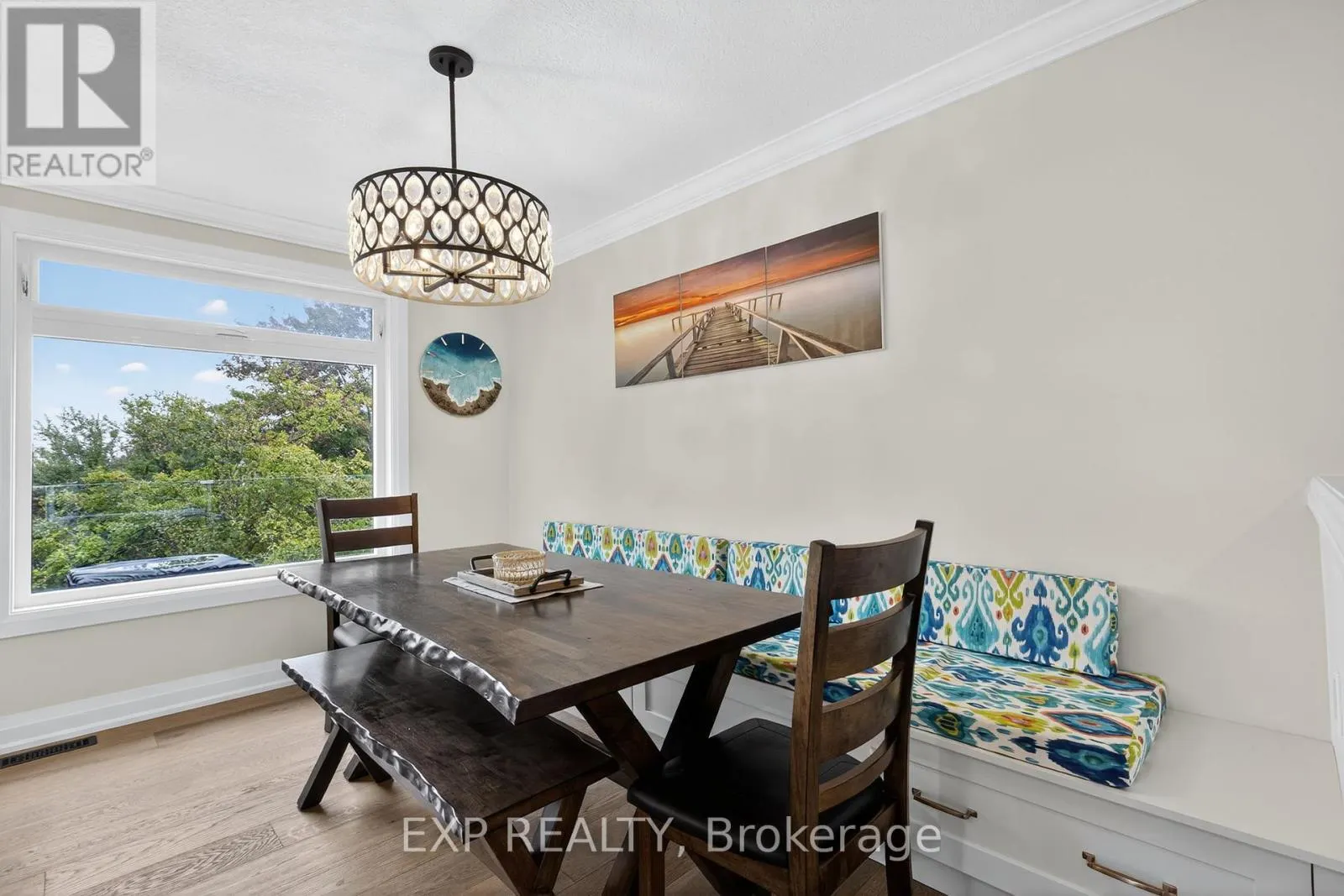 7 PACIFIC AVENUE