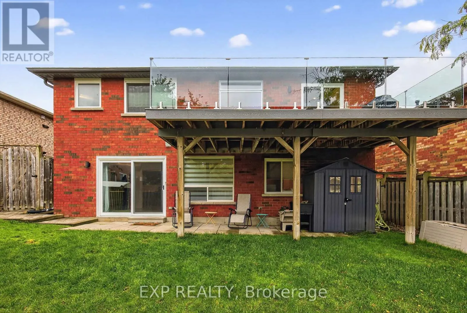 7 PACIFIC AVENUE