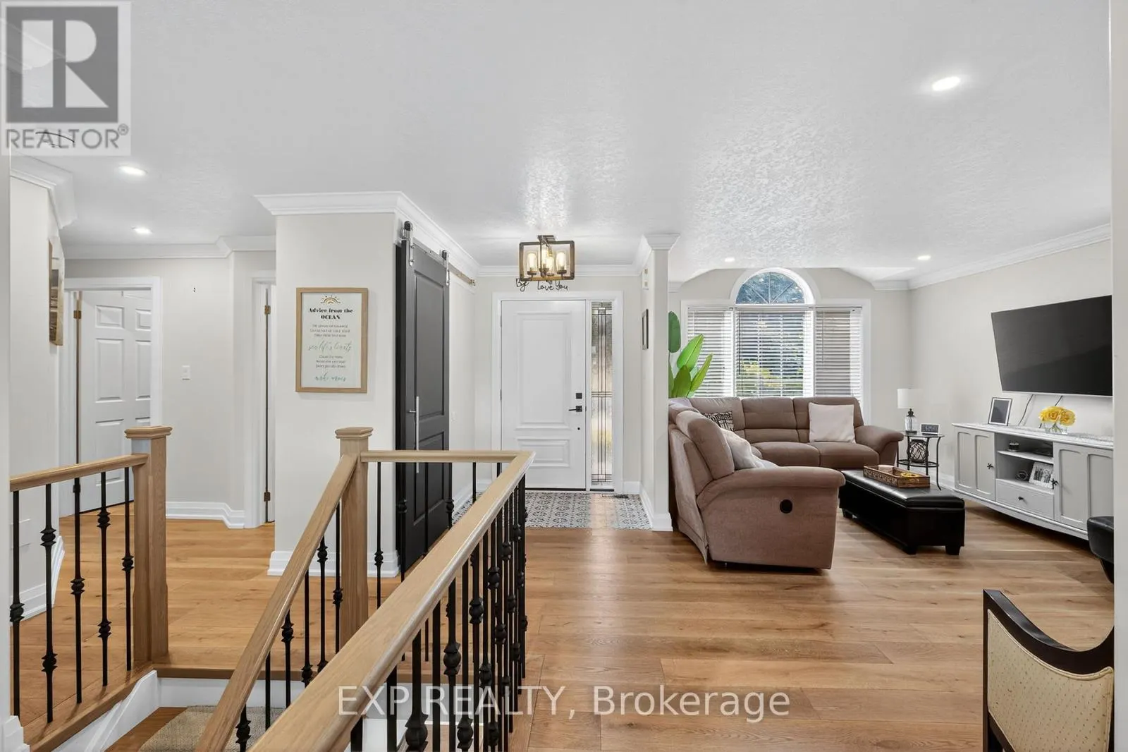 7 PACIFIC AVENUE