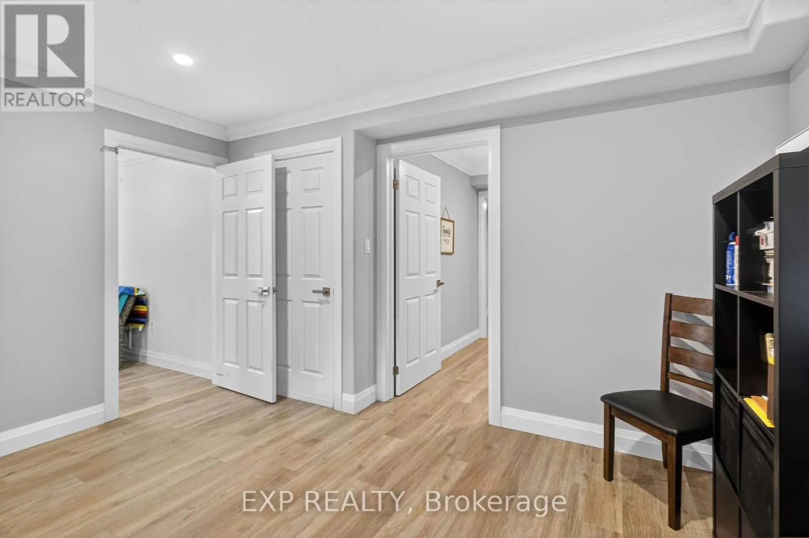 7 PACIFIC AVENUE