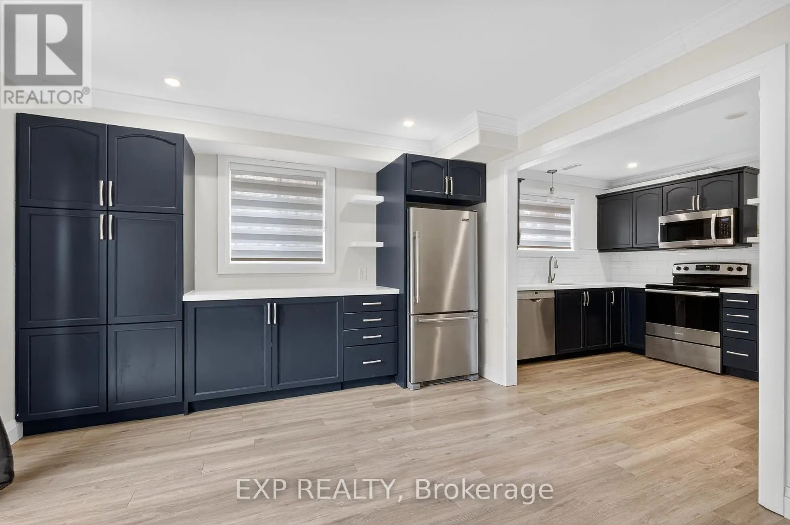 7 PACIFIC AVENUE