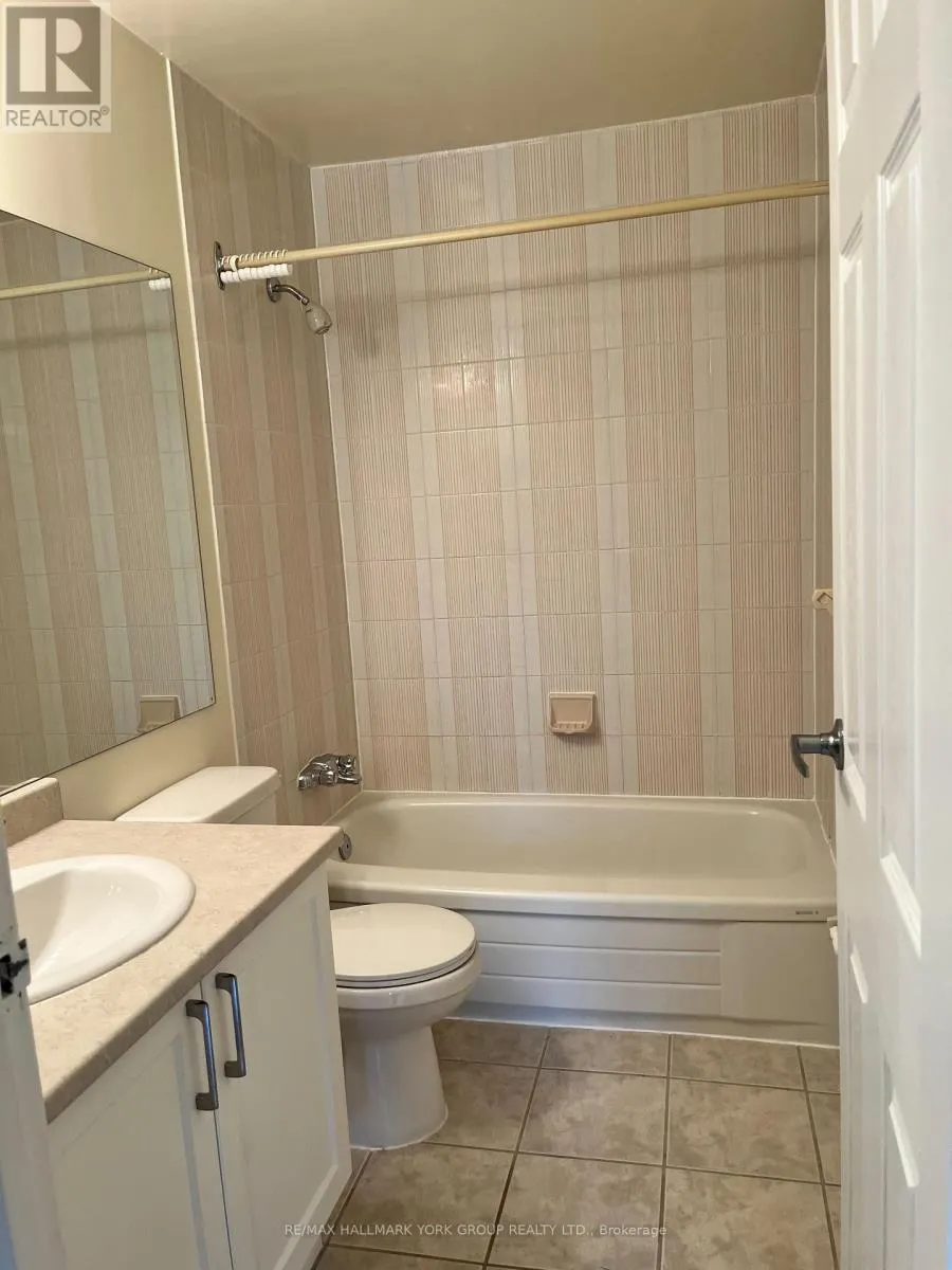 O5 - 131 EDGEHILL DRIVE
