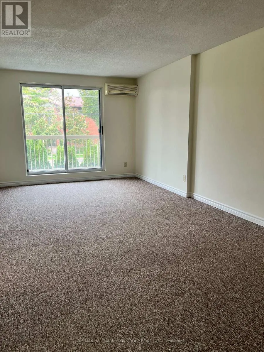 O5 - 131 EDGEHILL DRIVE
