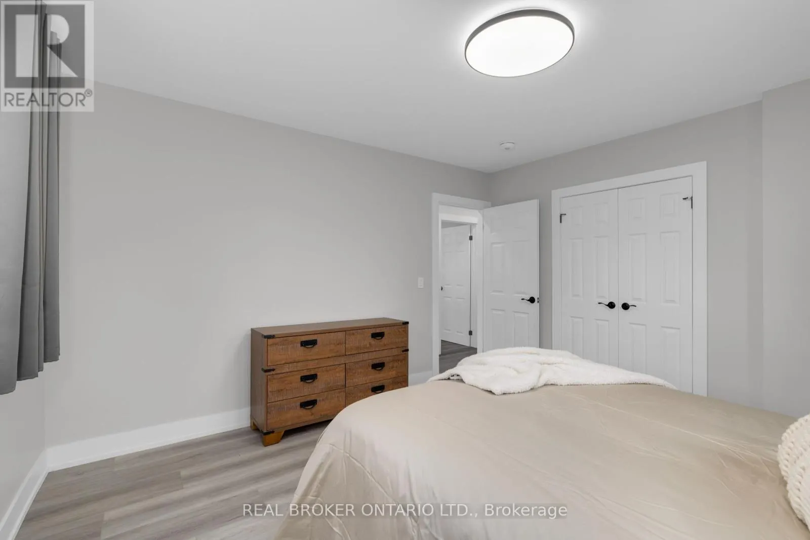 106 BRANT STREET