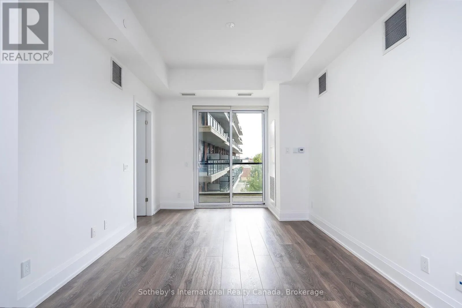 301 - 1 HUME STREET, #301