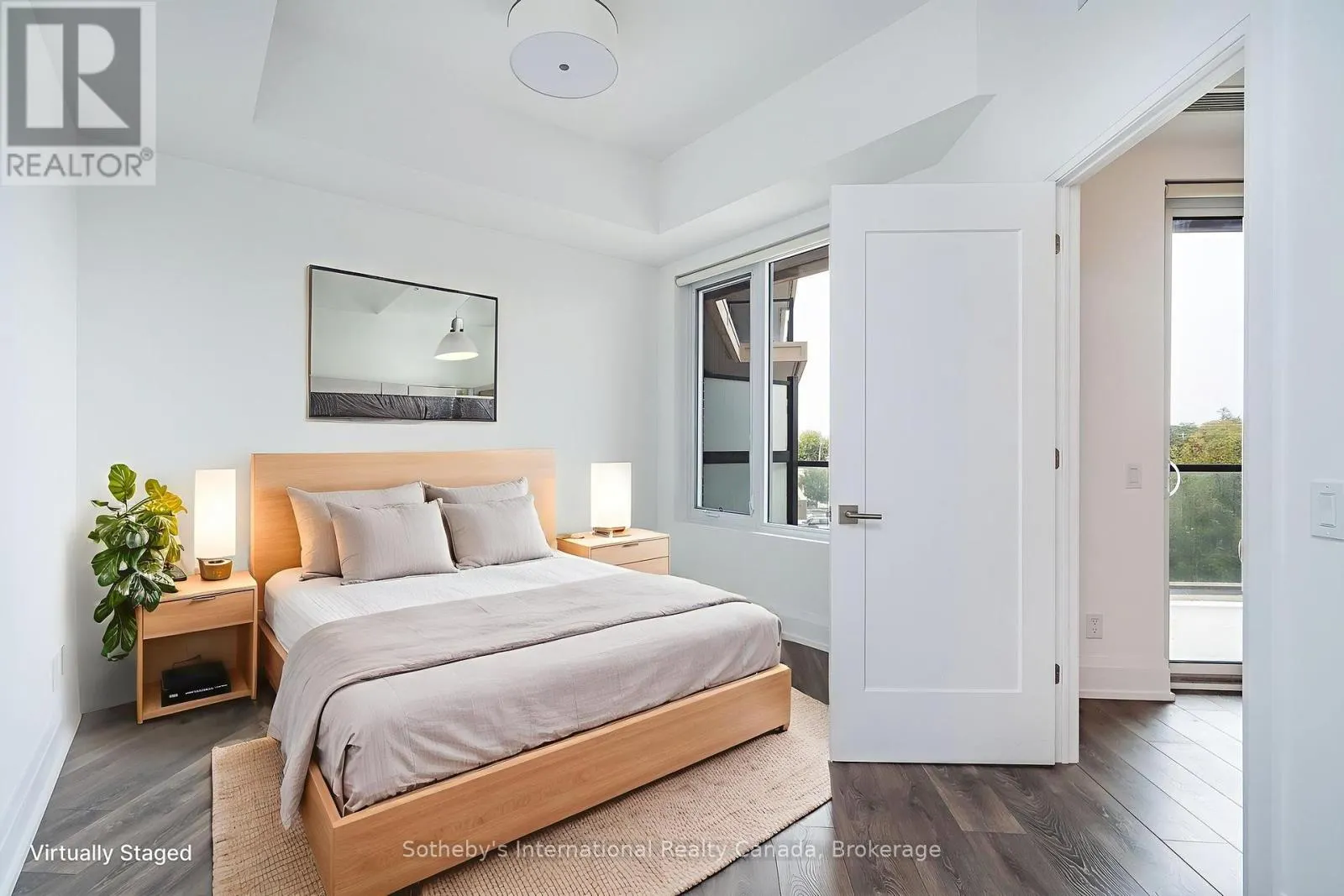 301 - 1 HUME STREET, #301