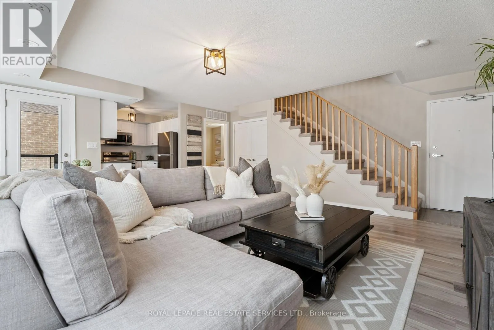 115 APPLETREE LANE