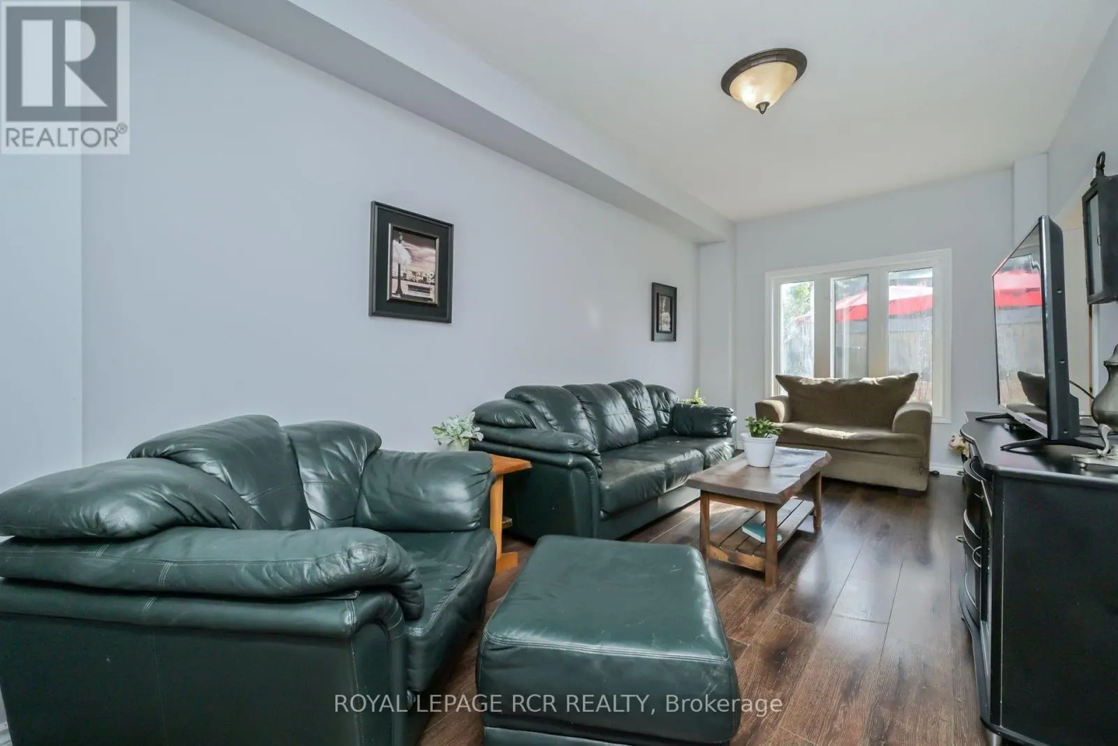 24 TASCONA COURT