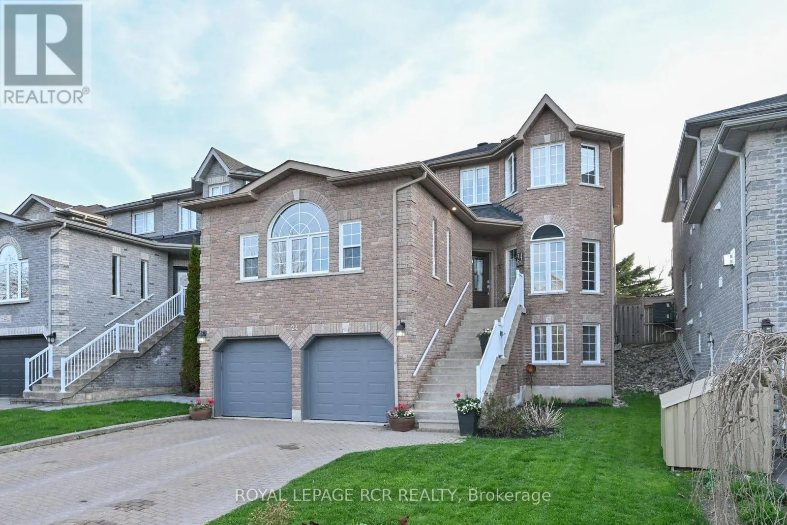 24 TASCONA COURT
