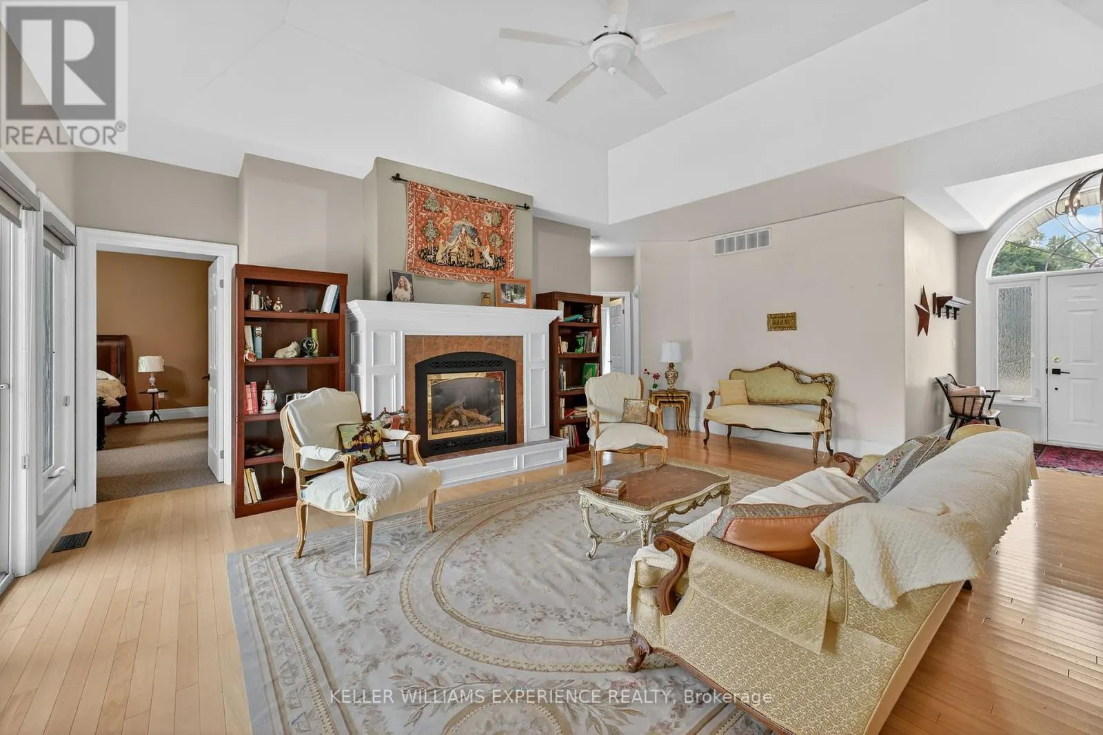 25 BRIDLE PATH