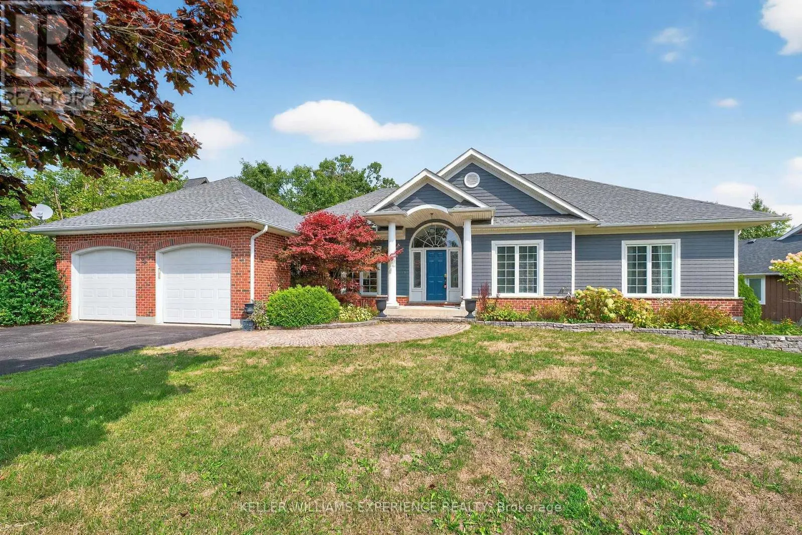 25 BRIDLE PATH